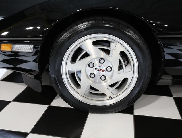 1990 Chevrolet Corvette 2dr Coupe Hatchback - 23038730 - 33