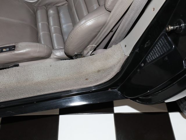 1990 Chevrolet Corvette 2dr Coupe Hatchback - 23038730 - 46