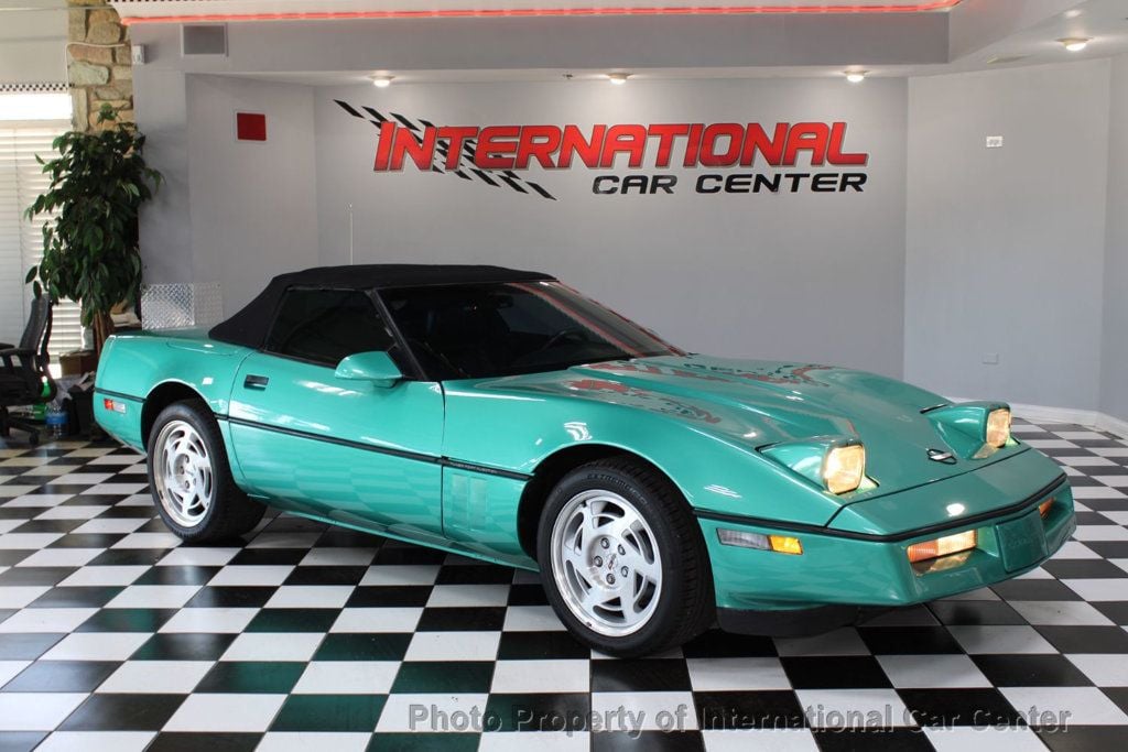 1990 Chevrolet Corvette Low miles! - 22473217 - 0