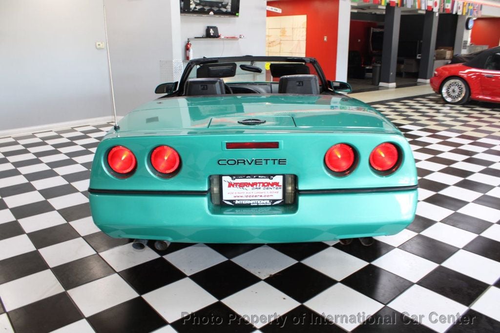 1990 Chevrolet Corvette Low miles! - 22473217 - 16