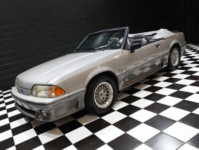 1990 Ford Mustang 2dr Convertible GT - 23007375 - 13
