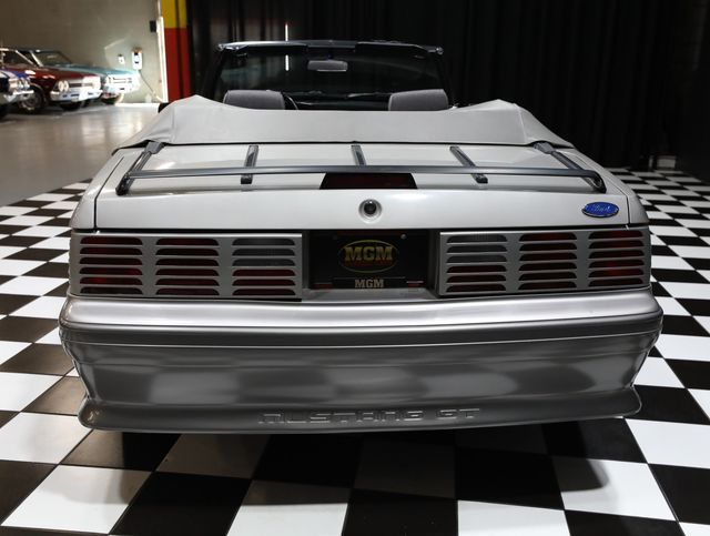 1990 Ford Mustang 2dr Convertible GT - 23007375 - 29