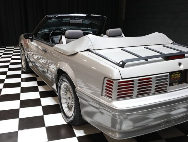 1990 Ford Mustang 2dr Convertible GT - 23007375 - 34