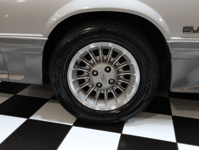 1990 Ford Mustang 2dr Convertible GT - 23007375 - 39