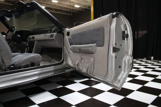 1990 Ford Mustang 2dr Convertible GT - 23007375 - 45