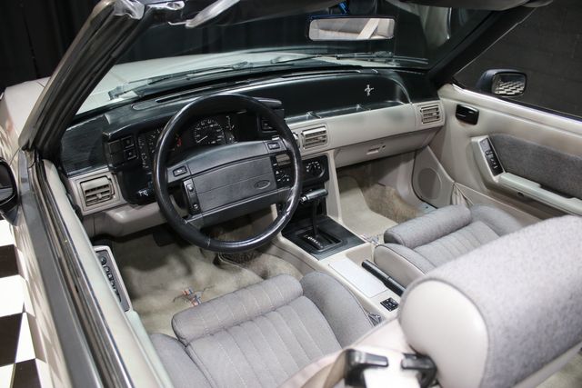 1990 Ford Mustang 2dr Convertible GT - 23007375 - 53