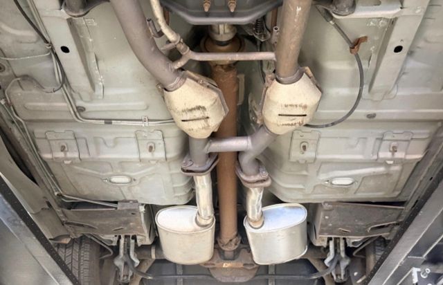 1990 Ford Mustang 2dr Convertible GT - 23007375 - 6