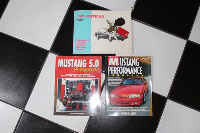 1990 Ford Mustang 2dr Convertible GT - 23007375 - 80