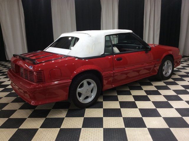 1990 Ford Mustang 2dr Convertible GT - 22442602 - 5