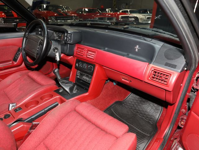 1990 Ford Mustang 2dr Hatchback GT - 23022319 - 38