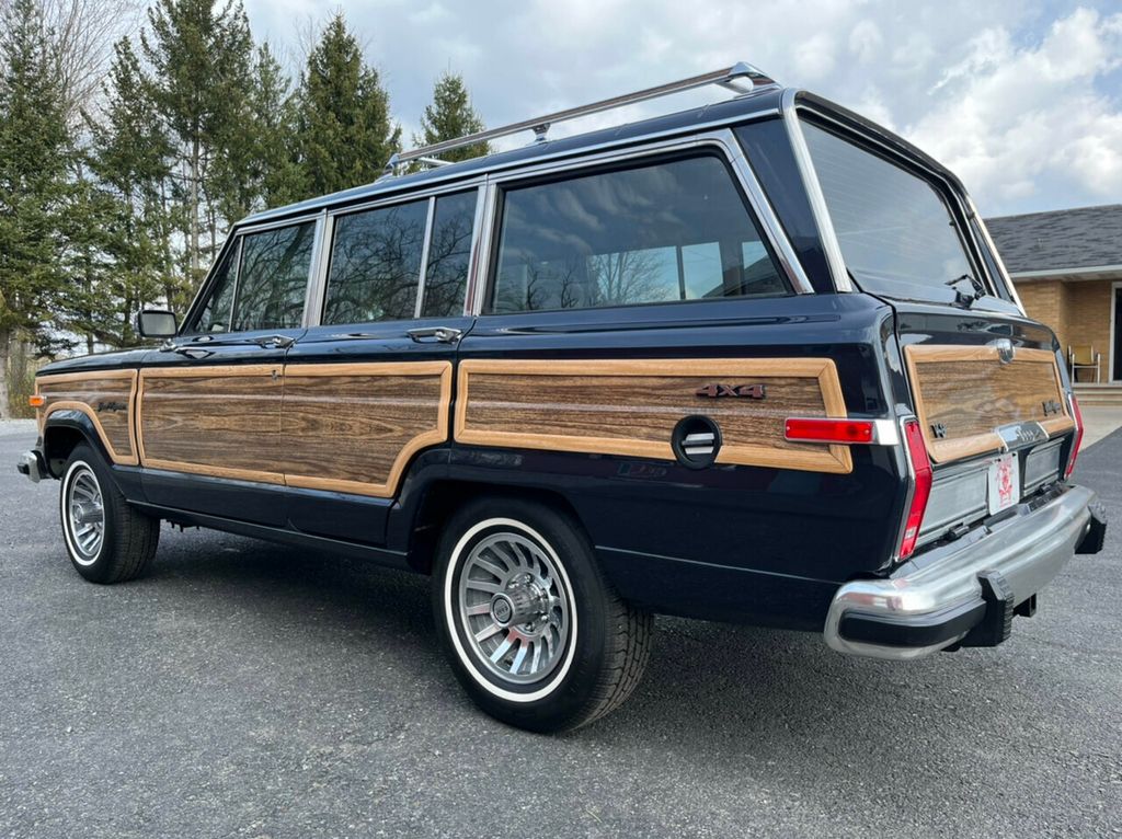 1990 Jeep Grand Wagoneer 4x4 Woody Wagon - 21821226 - 5