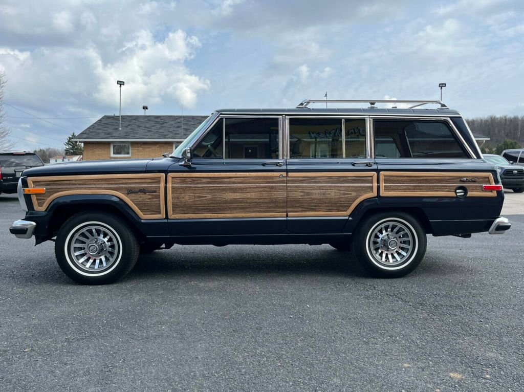 1990 Jeep Grand Wagoneer 4x4 Woody Wagon - 21821226 - 6