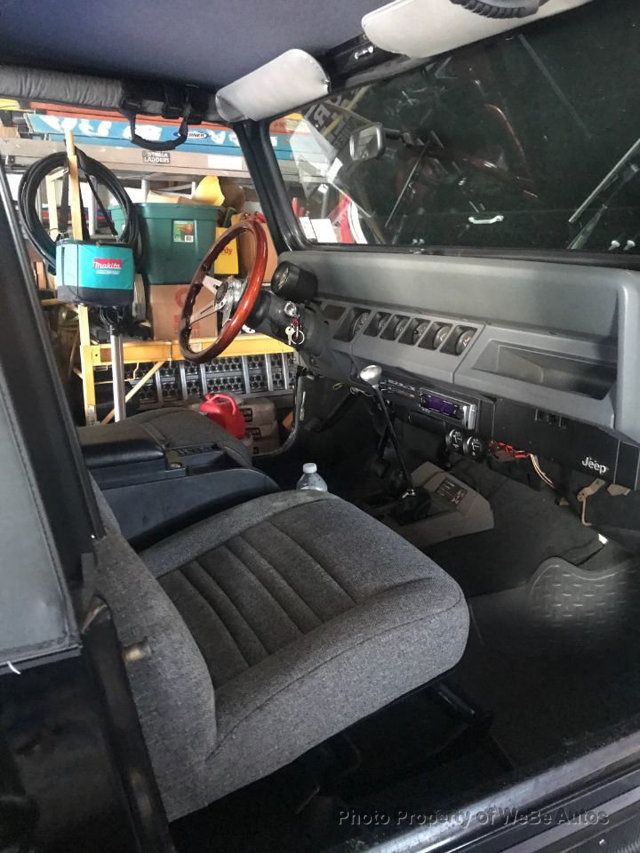 1990 Jeep Wrangler V8 For Sale - 22186689 - 7