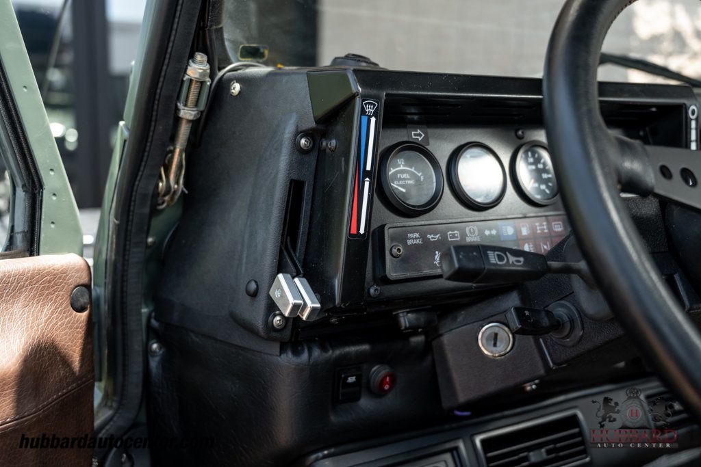 1990 Land Rover Defender 110  - 23036583 - 17
