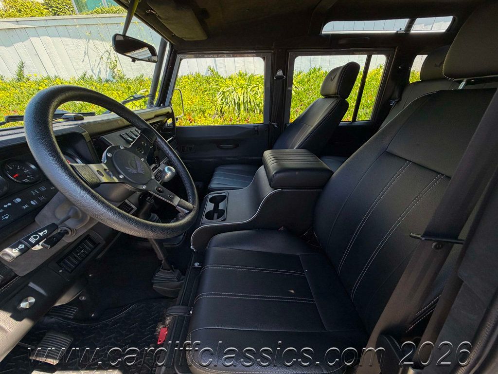 1990 Land Rover Defender 110  - 23003632 - 29