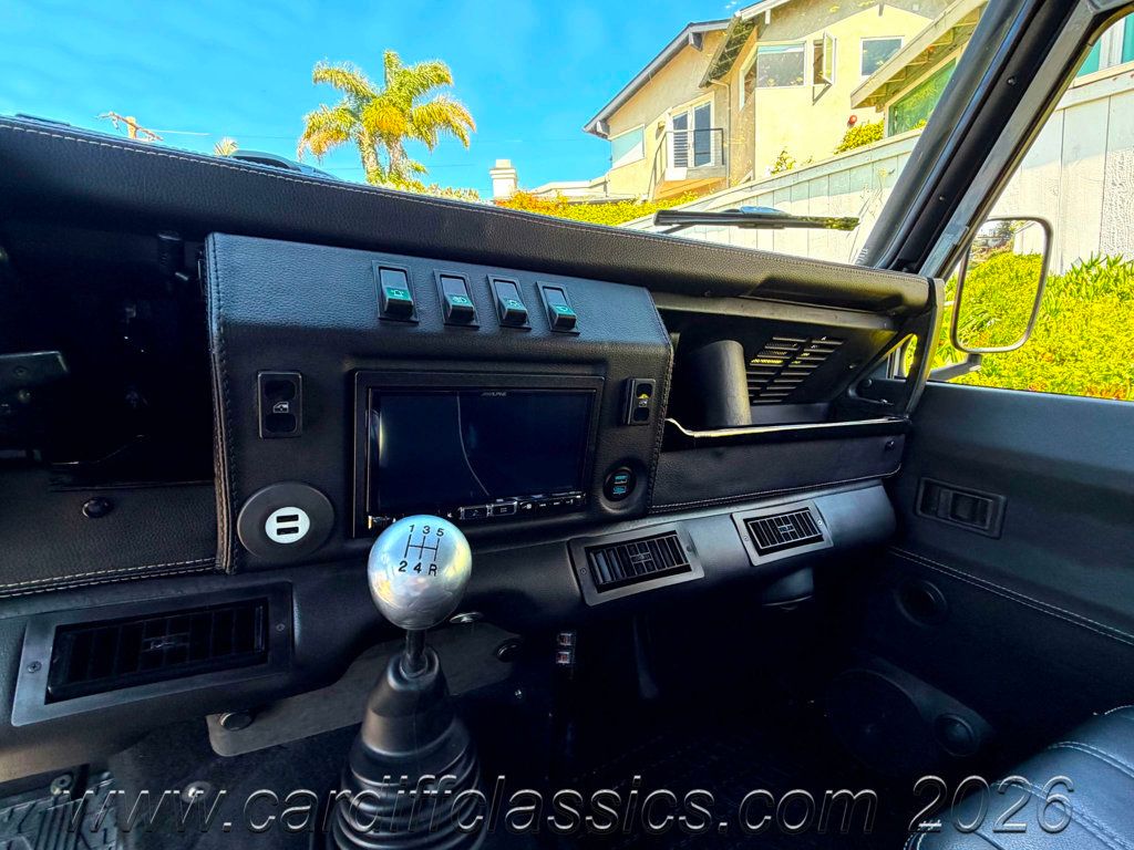 1990 Land Rover Defender 110  - 23003632 - 33