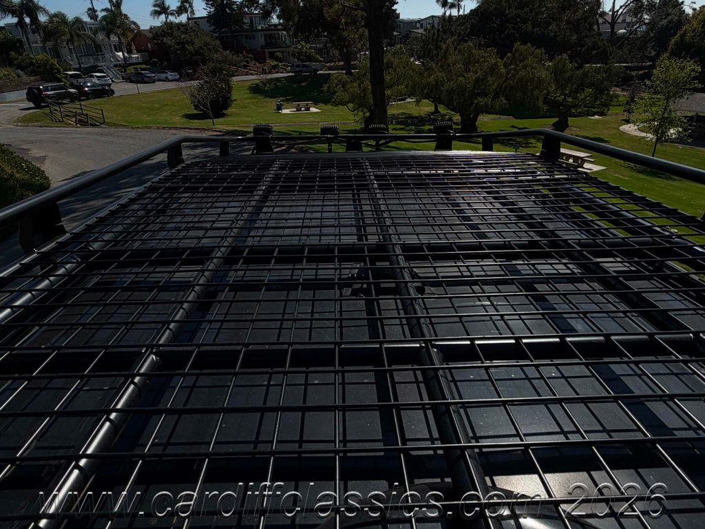 1990 Land Rover Defender 110  - 23003632 - 75