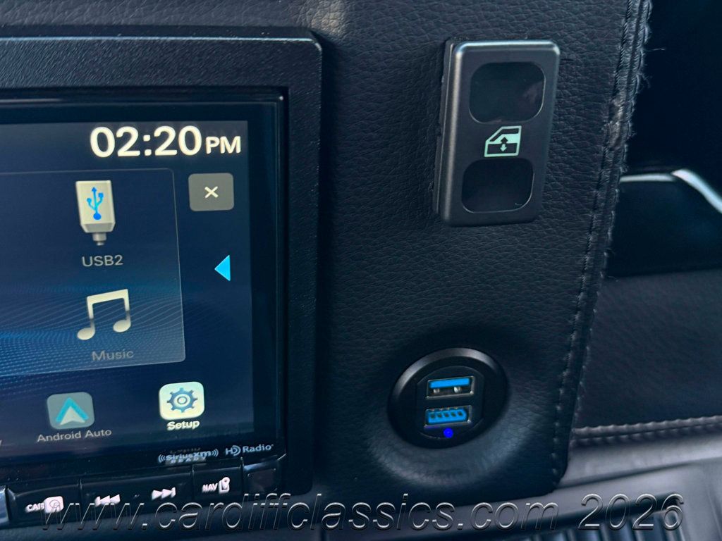 1990 Land Rover Defender 110  - 23003632 - 94