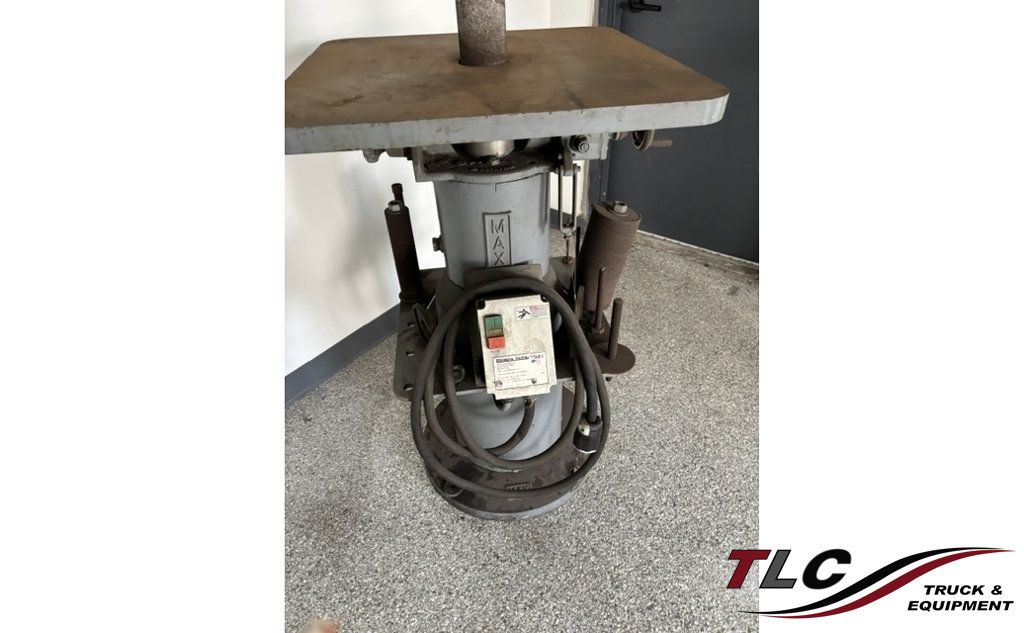 1990 Max Drum Sander Several sizes of drums   Wired 230v 3 phase - 23067004 - 0