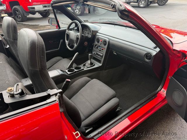 1990 Mazda MX-5 Miata 2dr Coupe Convertible - 23050891 - 32