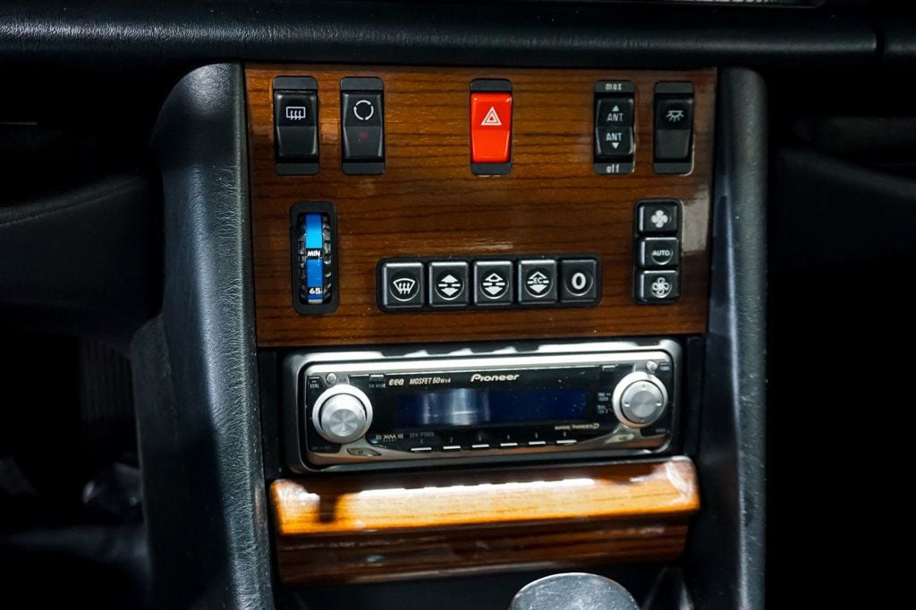 1990 Mercedes-Benz 300 Series *350SDL* *Black/Black* *1-Owner* *Only 98k Miles* - 23026897 - 19