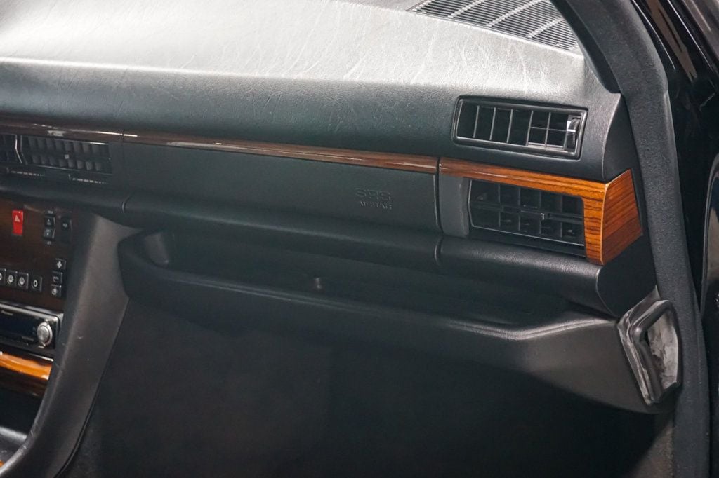 1990 Mercedes-Benz 300 Series *350SDL* *Black/Black* *1-Owner* *Only 98k Miles* - 23026897 - 35