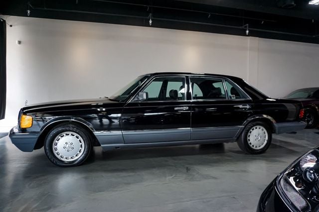 1990 Mercedes-Benz 300 Series *350SDL* *Black/Black* *1-Owner* *Only 98k Miles* - 23026897 - 50