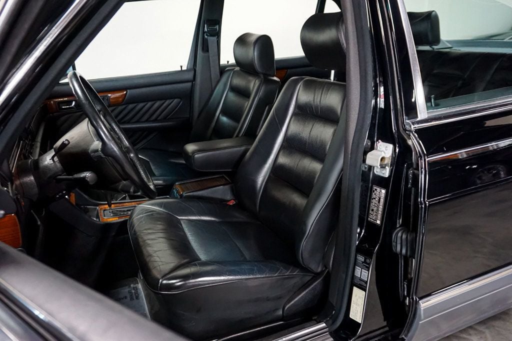 1990 Mercedes-Benz 300 Series *350SDL* *Black/Black* *1-Owner* *Only 98k Miles* - 23026897 - 8