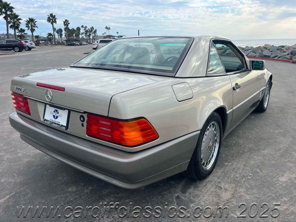 1990 Mercedes-Benz 300SL 2 Top Roadster - 22922385 - 40