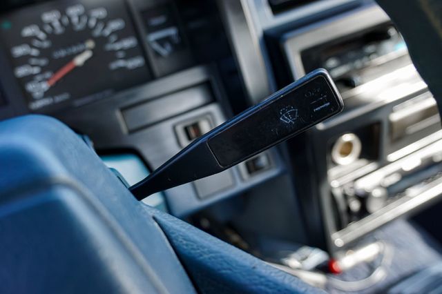 1990 Nissan Hardbody 4WD *5-Speed Manual* *XE Regular Cab w/ 4WD* *West-Coast Truck* - 22941015 - 54