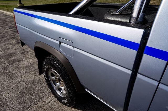 1990 Nissan Hardbody 4WD *5-Speed Manual* *XE Regular Cab w/ 4WD* *West-Coast Truck* - 22941015 - 59