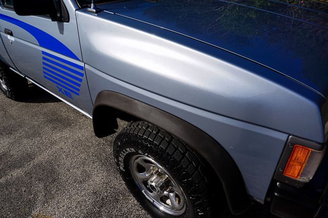 1990 Nissan Hardbody 4WD *5-Speed Manual* *XE Regular Cab w/ 4WD* *West-Coast Truck* - 22941015 - 61