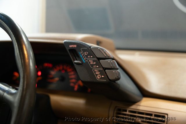 1990 Pontiac Grand Prix  by ASC/Mclaren - 22959034 - 33