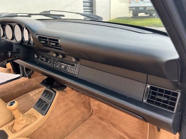 1990 Porsche 911 Carrera 2dr Coupe 4 - 22229068 - 12