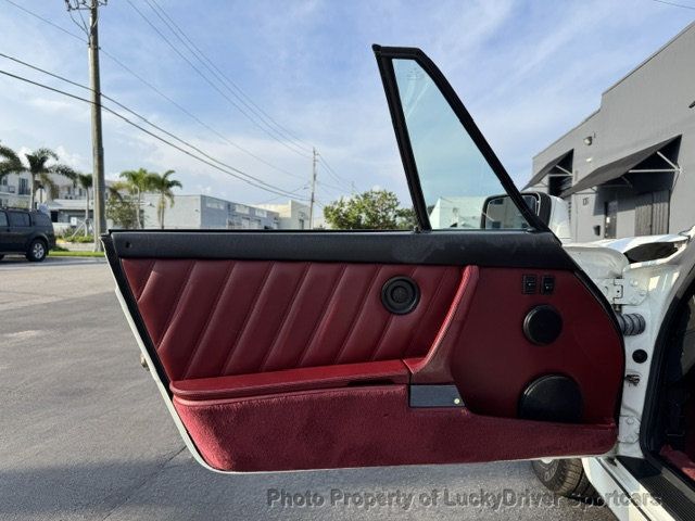 1990 Porsche 911 Carrera 2dr Coupe 4 Cabriolet - 23093474 - 24
