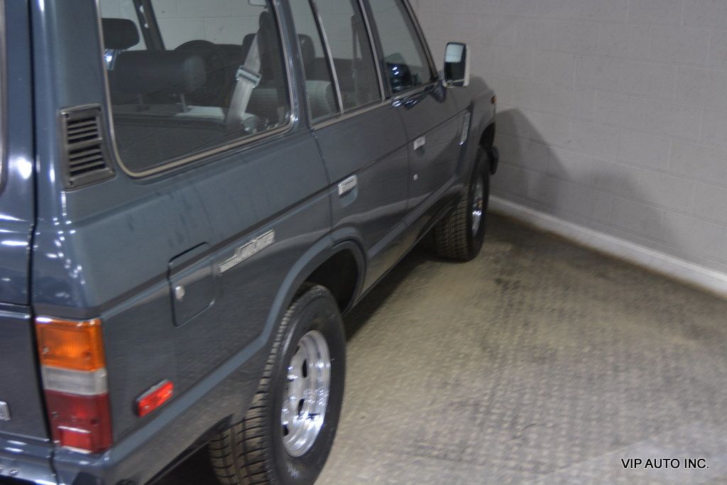 1990 Toyota Land Cruiser 4dr Wagon - 22800260 - 17