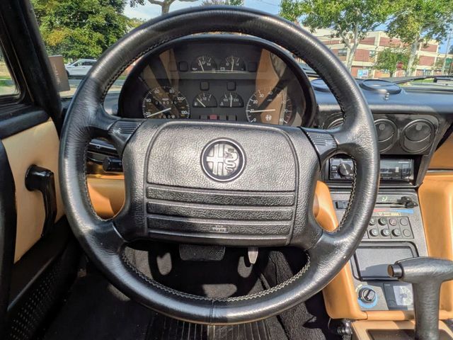 1991 Alfa Romeo Spider SPIDER, CONVERTIBLE, ALCANTARA/SUEDE INTERIOR, POWER WINDOWS - 23068398 - 4
