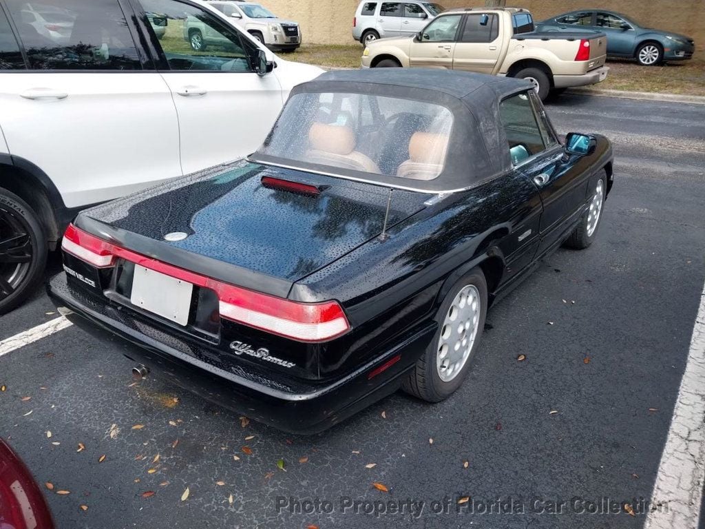 1991 Alfa Romeo Spider VELOCE photo 4
