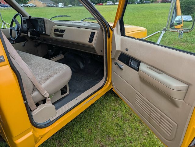 1991 Chevrolet 3500 HD Chassis-Cabs Trusty 350 4x4 Dump Truck - 23017575 - 41