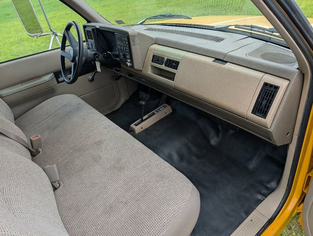 1991 Chevrolet 3500 HD Chassis-Cabs Trusty 350 4x4 Dump Truck - 23017575 - 43