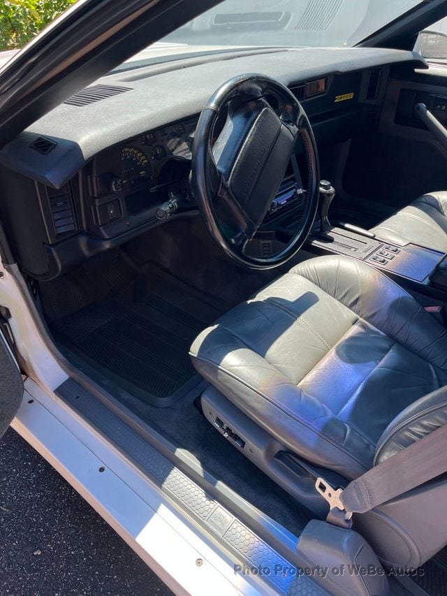 1991 Chevrolet Camaro Z28 For Sale - 23047914 - 3