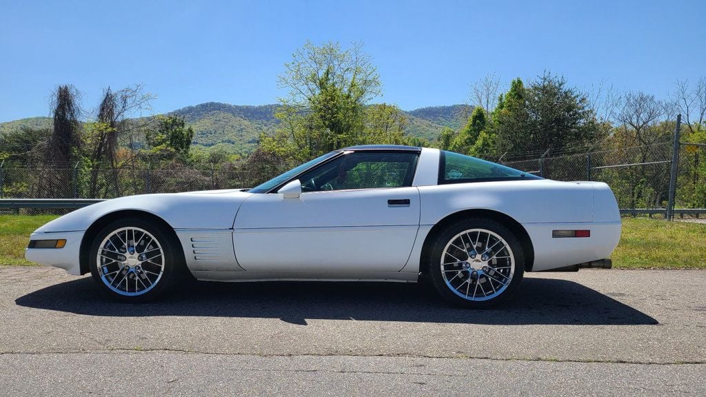 1991 Chevrolet Corvette 2dr Convertible - 22413056 - 15