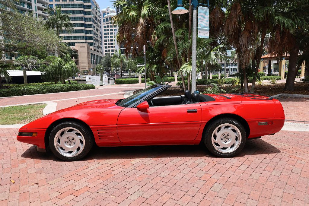1991 Chevrolet Corvette Convertible photo 16
