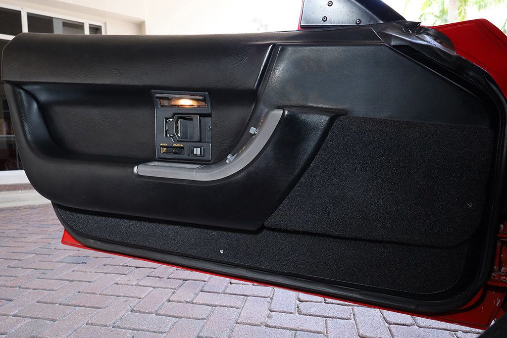 1991 Chevrolet Corvette Convertible photo 27