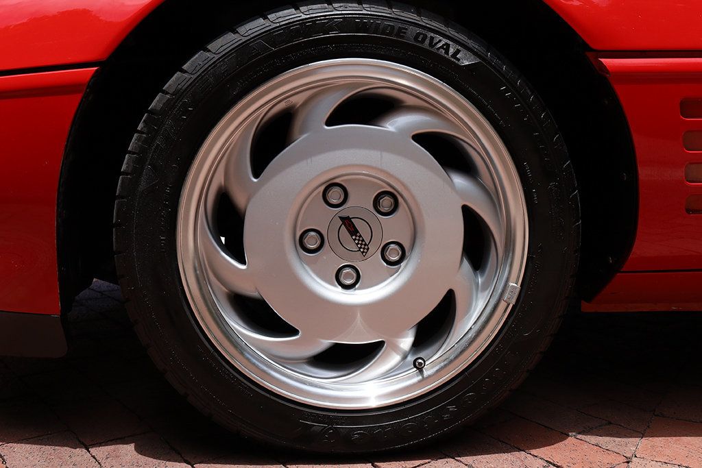 1991 Chevrolet Corvette Convertible photo 31