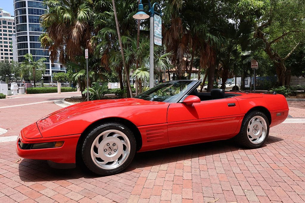 1991 Chevrolet Corvette Convertible photo 4
