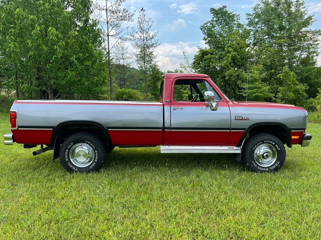 1991 Dodge D250 & W250 First Generation 12 Valve Cummins Turbo Diesel 4x4  - 22413046 - 2