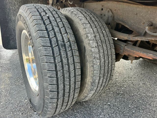 1991 Ford F-Super Duty Trucks Roll Back Tilt Bed Car Hauler - 22565289 - 13