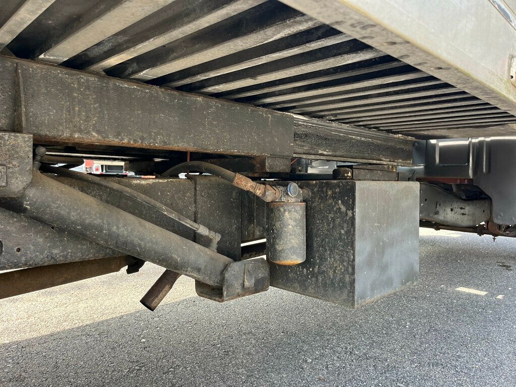 1991 Ford F-Super Duty Trucks Roll Back Tilt Bed Car Hauler - 22565289 - 14