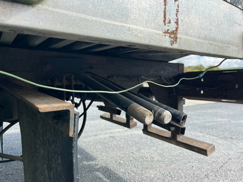 1991 Ford F-Super Duty Trucks Roll Back Tilt Bed Car Hauler - 22565289 - 16